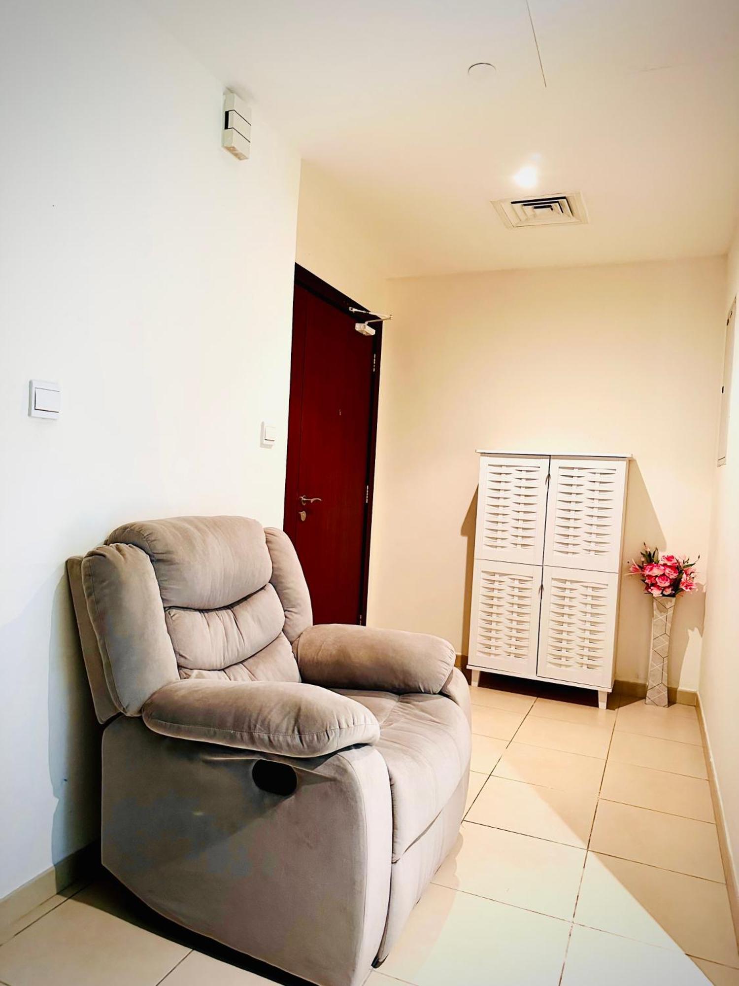 The Aero Hostel Dubai Exterior foto